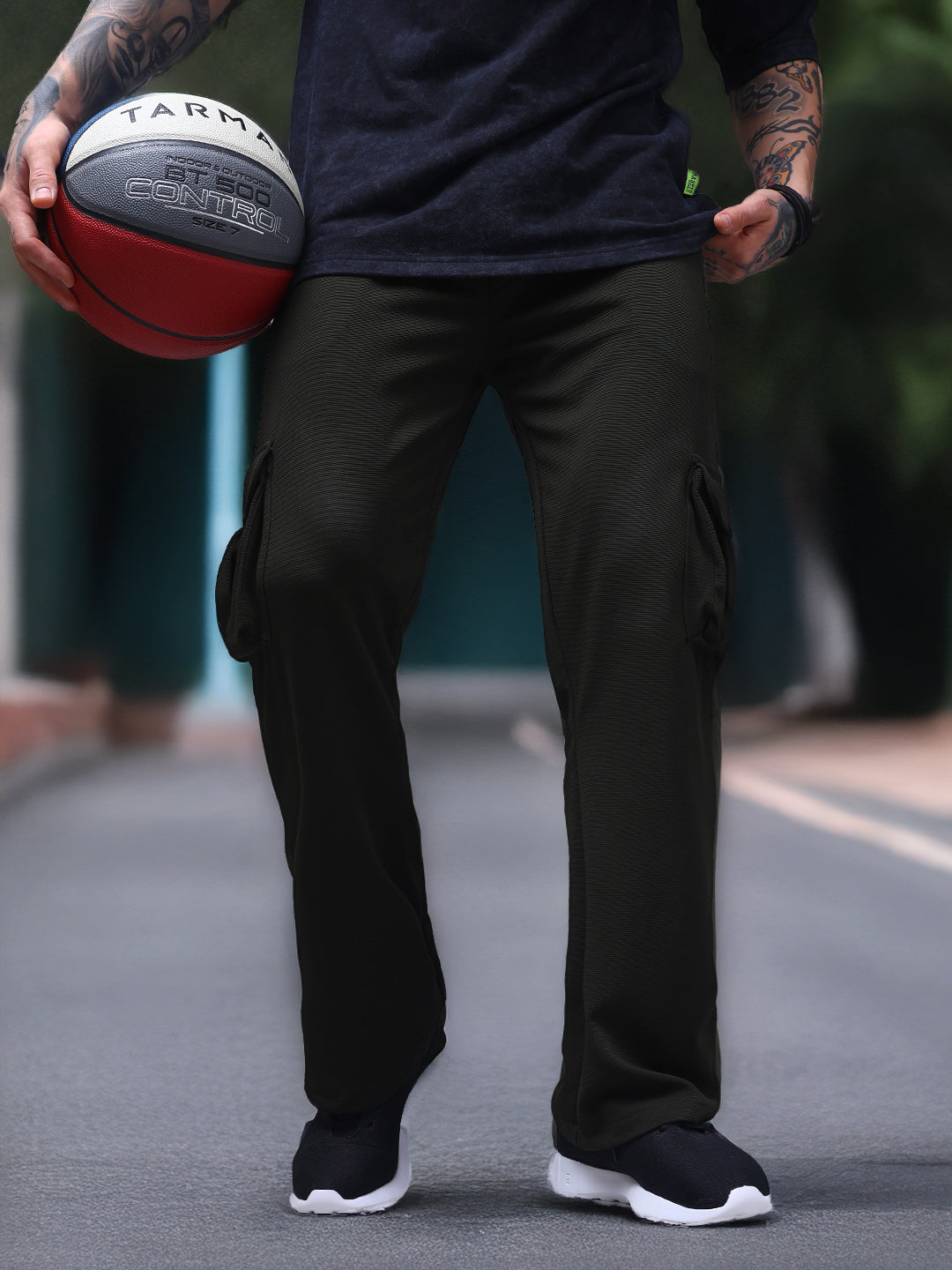 Men's Solid Olive Wide Leg Cargo Pants