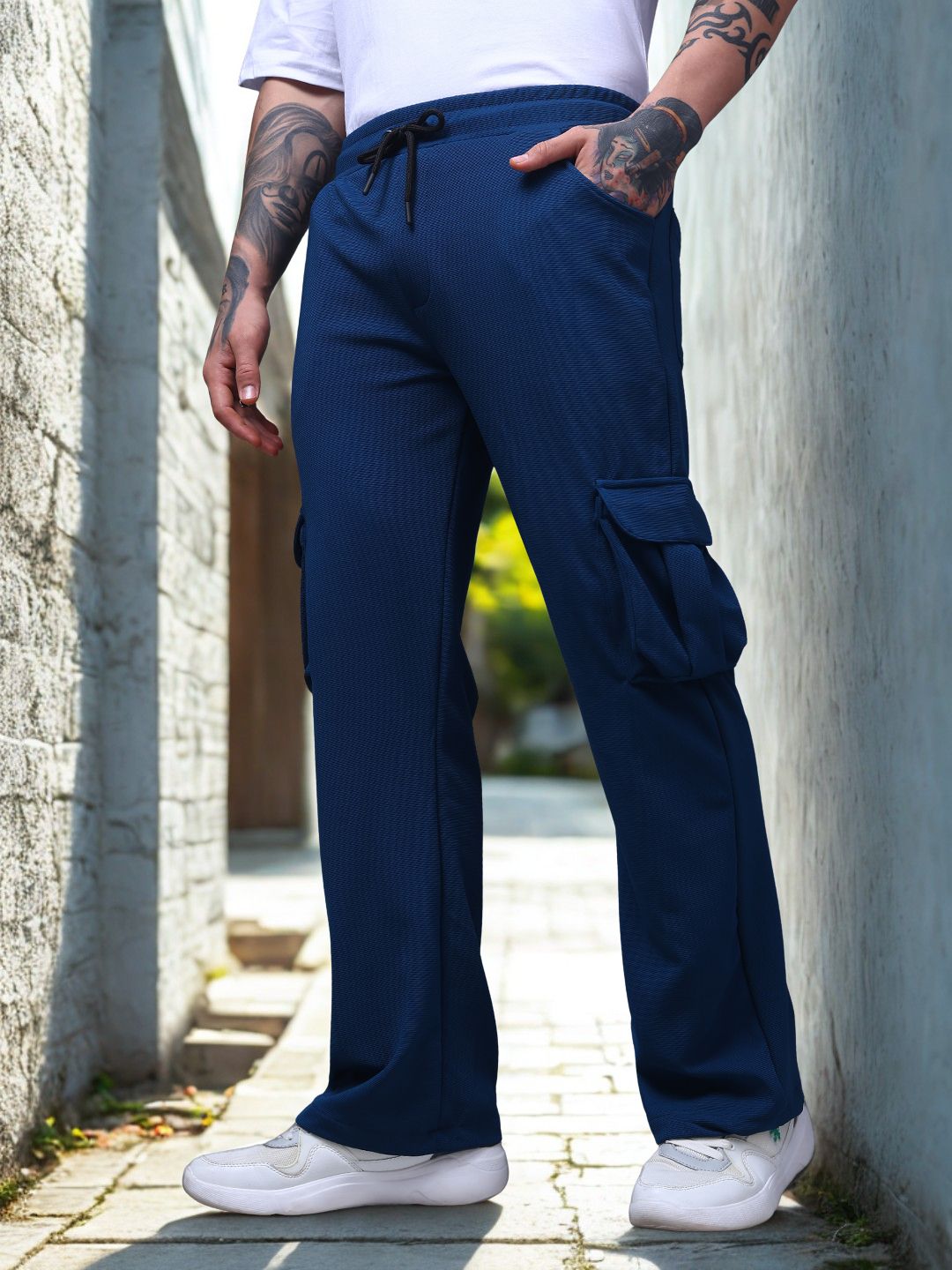 Men's Solid Blue Wide Leg Cargo Pants