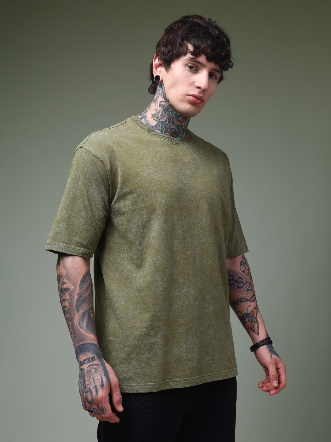 Men's Oversized Acid Washed Solid Olive Tshirt