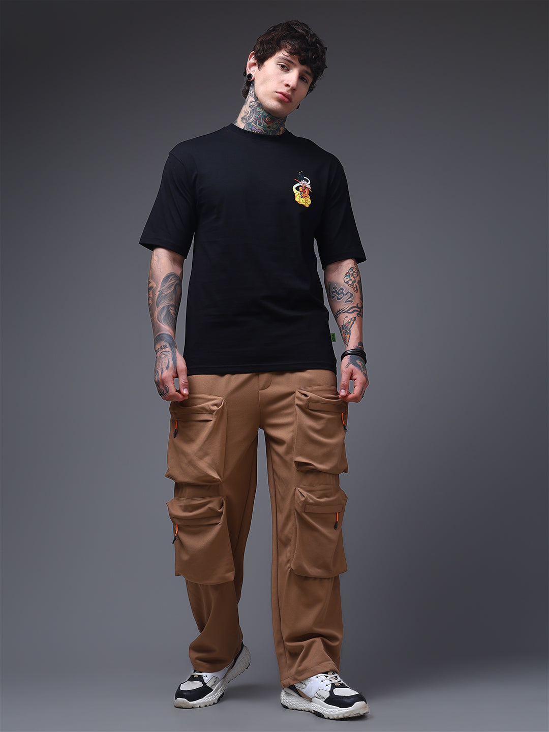 Men's Solid Brown Multiple Pocket Pants