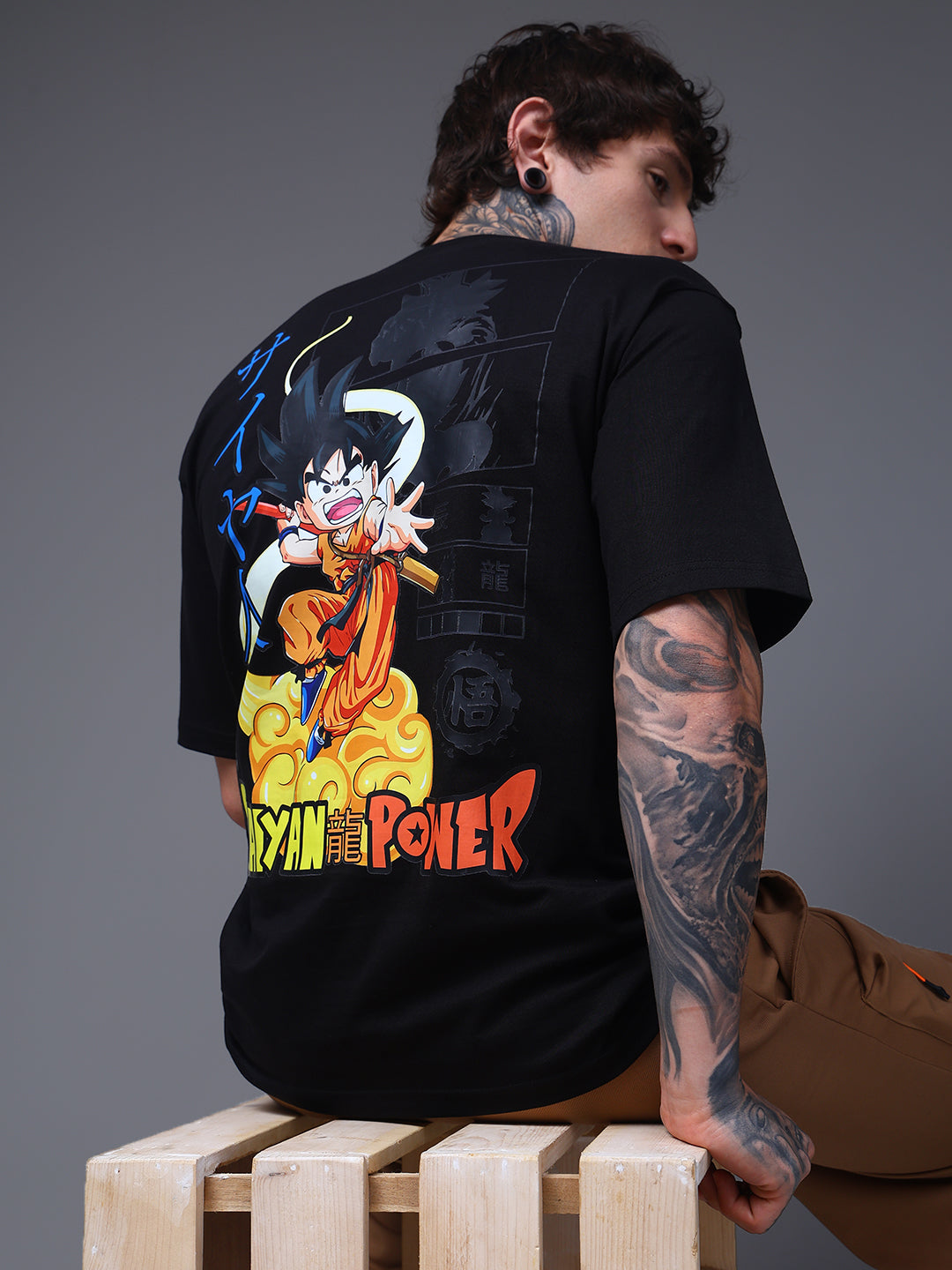 Men's Oversized Backprint Anime Black Tshirt