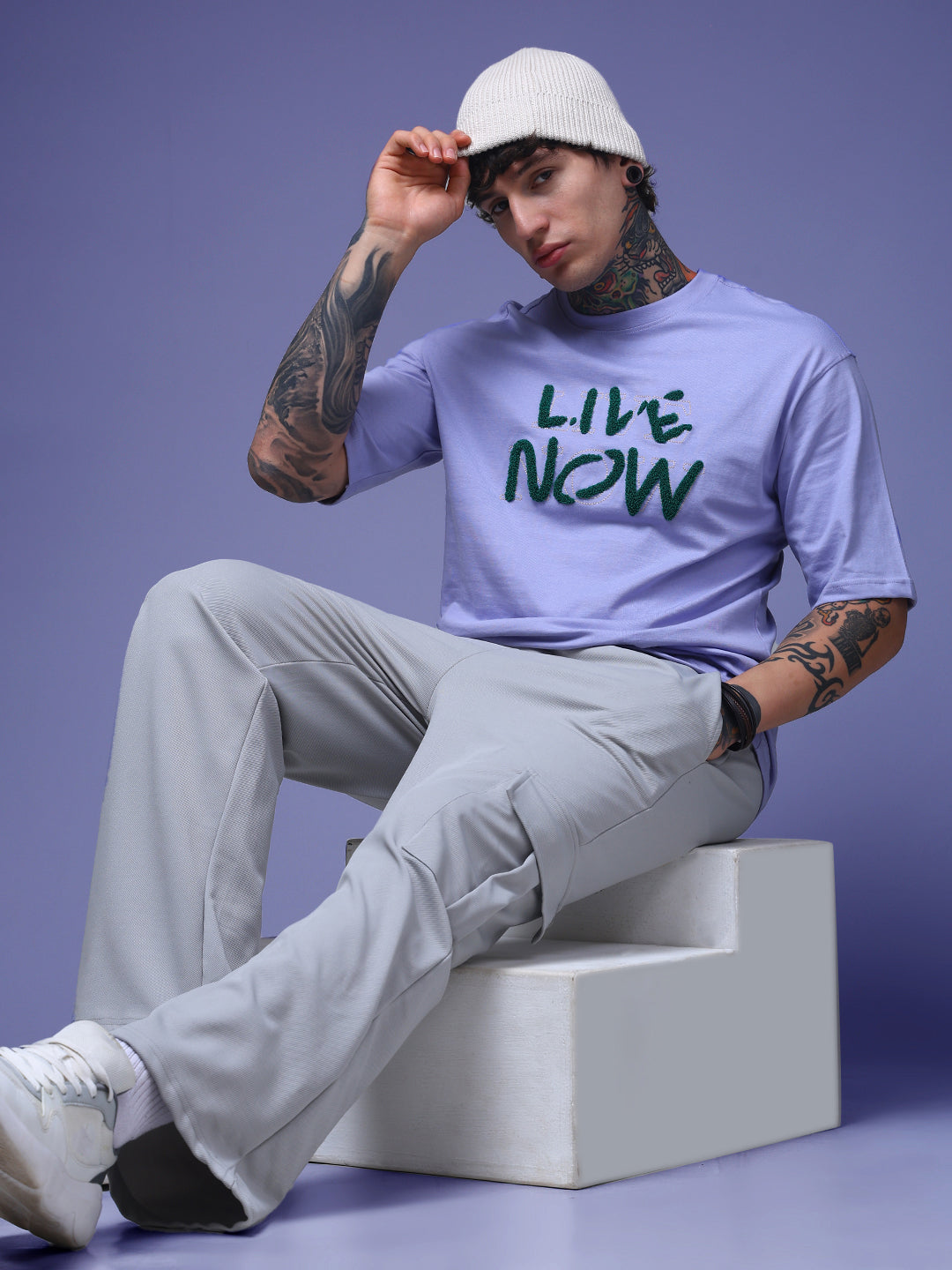Men's Oversized Embroided Print Lilac Tshirt