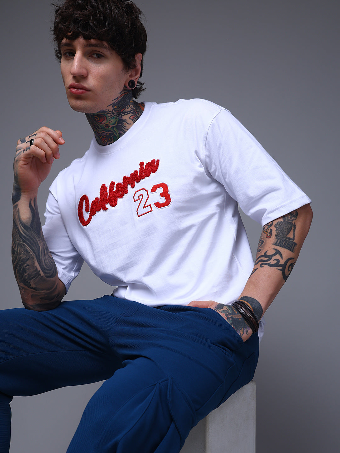 Men's Oversized Embroided Print White Tshirt
