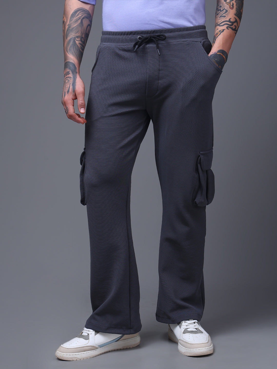 Men's Solid Dark Grey Wide Leg Cargo Pants