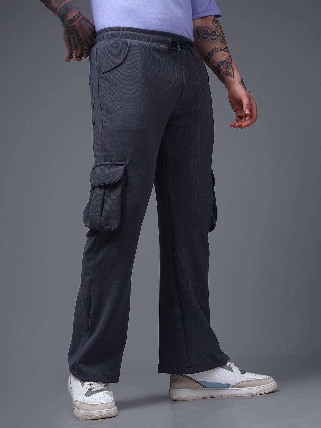 Men's Solid Dark Grey Wide Leg Cargo Pants