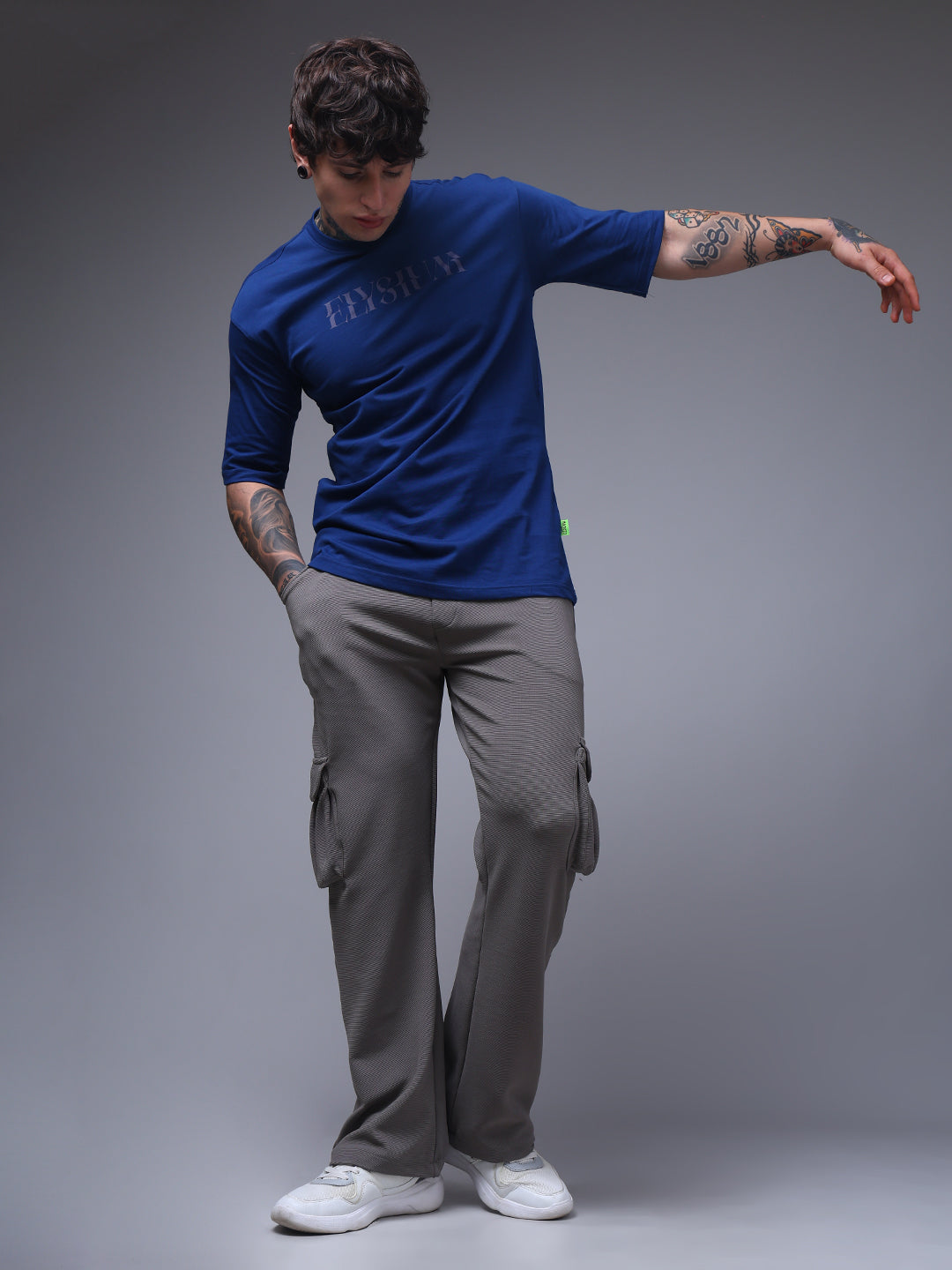 Men's Solid Light Grey Wide Leg Cargo Pants