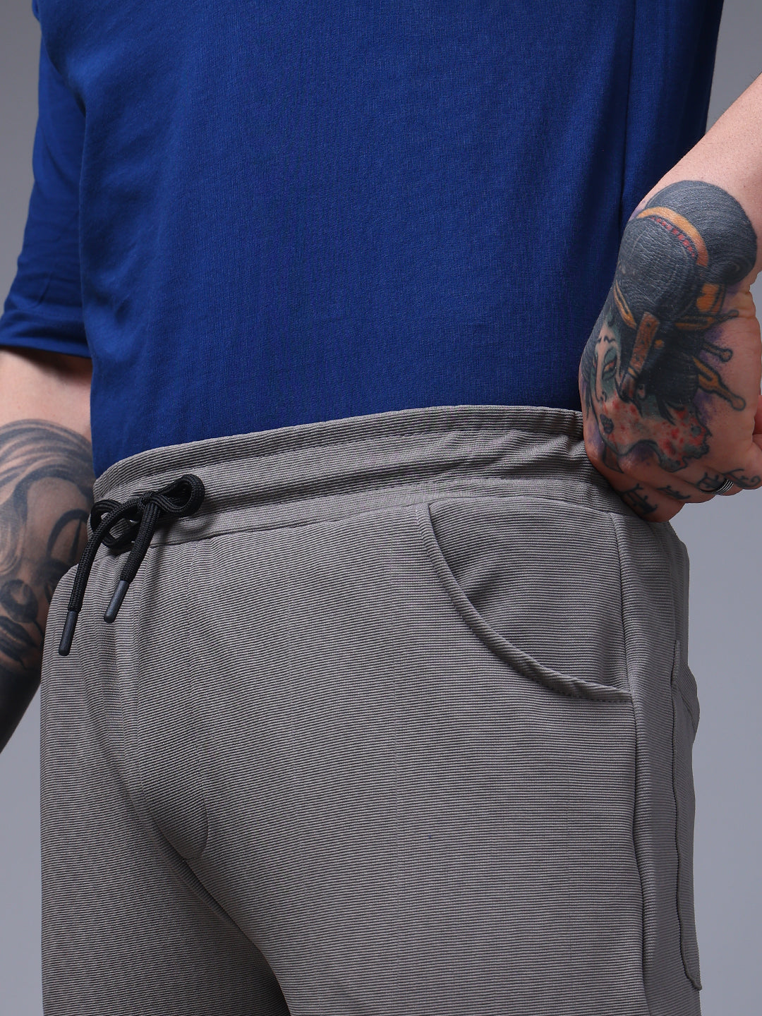 Men's Solid Light Grey Wide Leg Cargo Pants