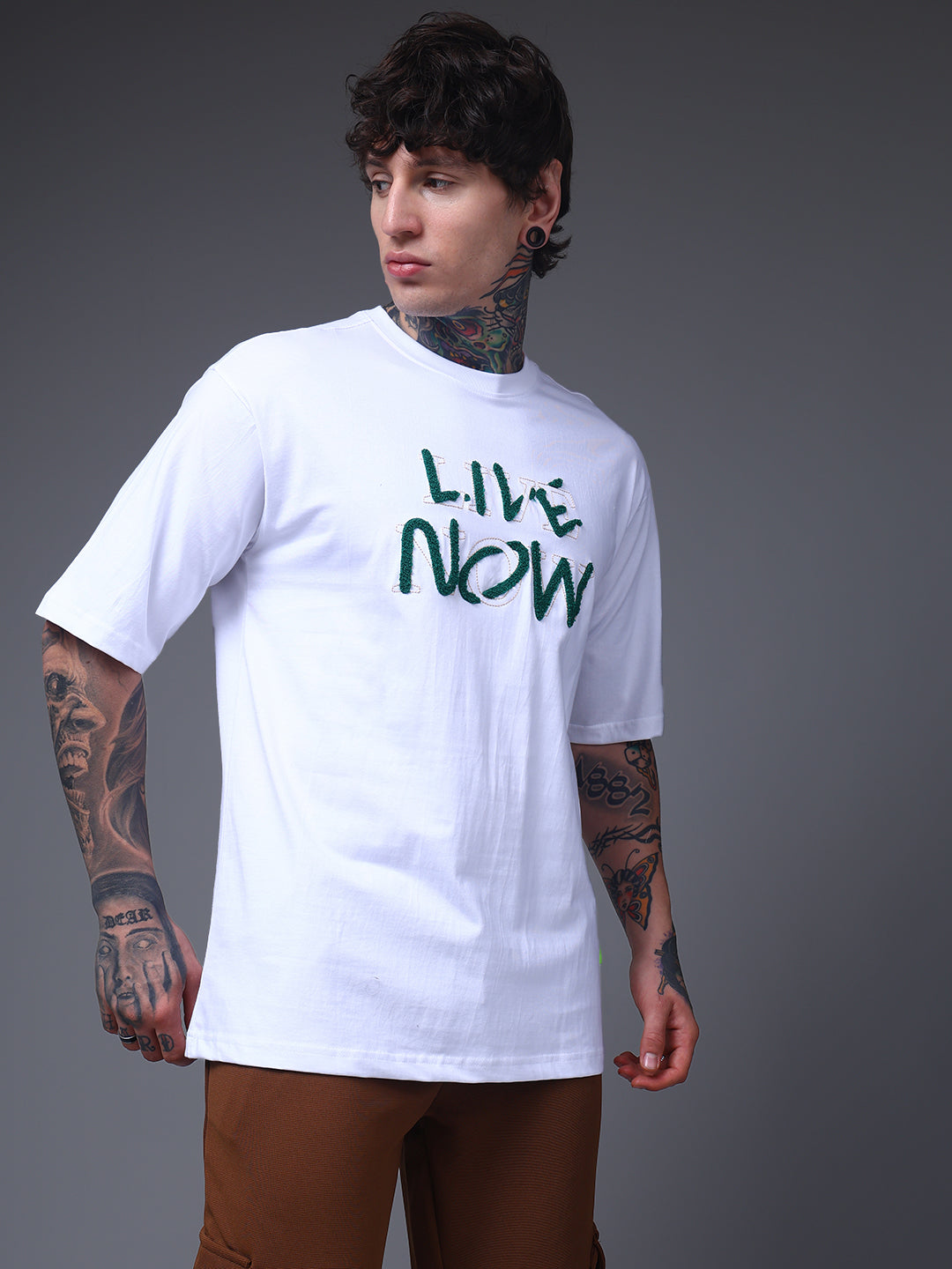 Men's Oversized Embroided Print White Tshirt