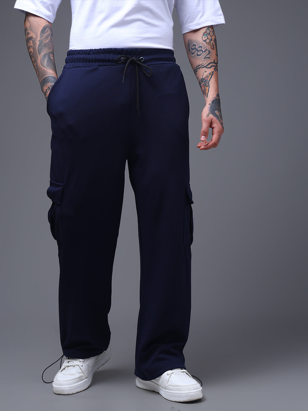Men's Solid Navy Loose Fit Cargo Pants