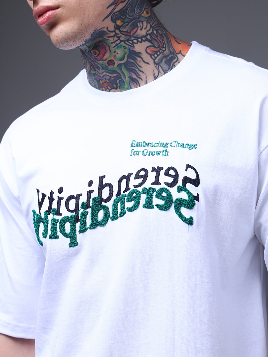 Men's Oversized Embroided Print White Tshirt