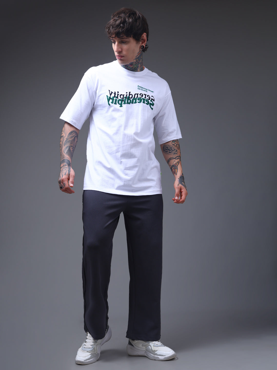 Men's Oversized Embroided Print White Tshirt