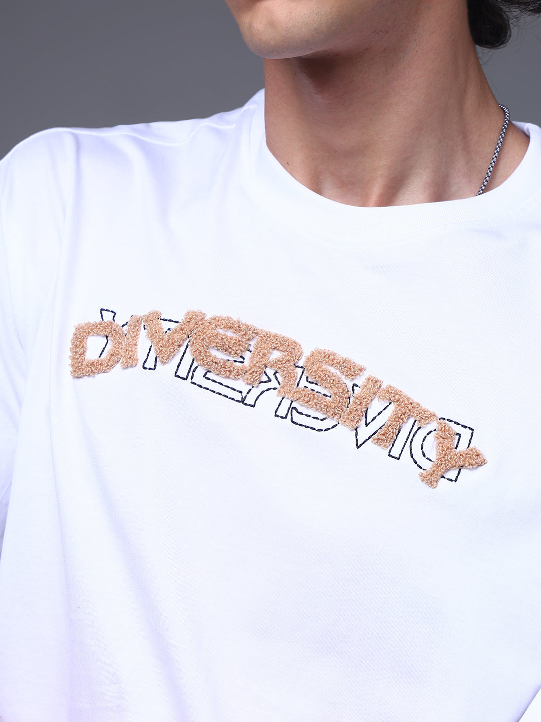 Men's Oversized Embroided Print White Tshirt