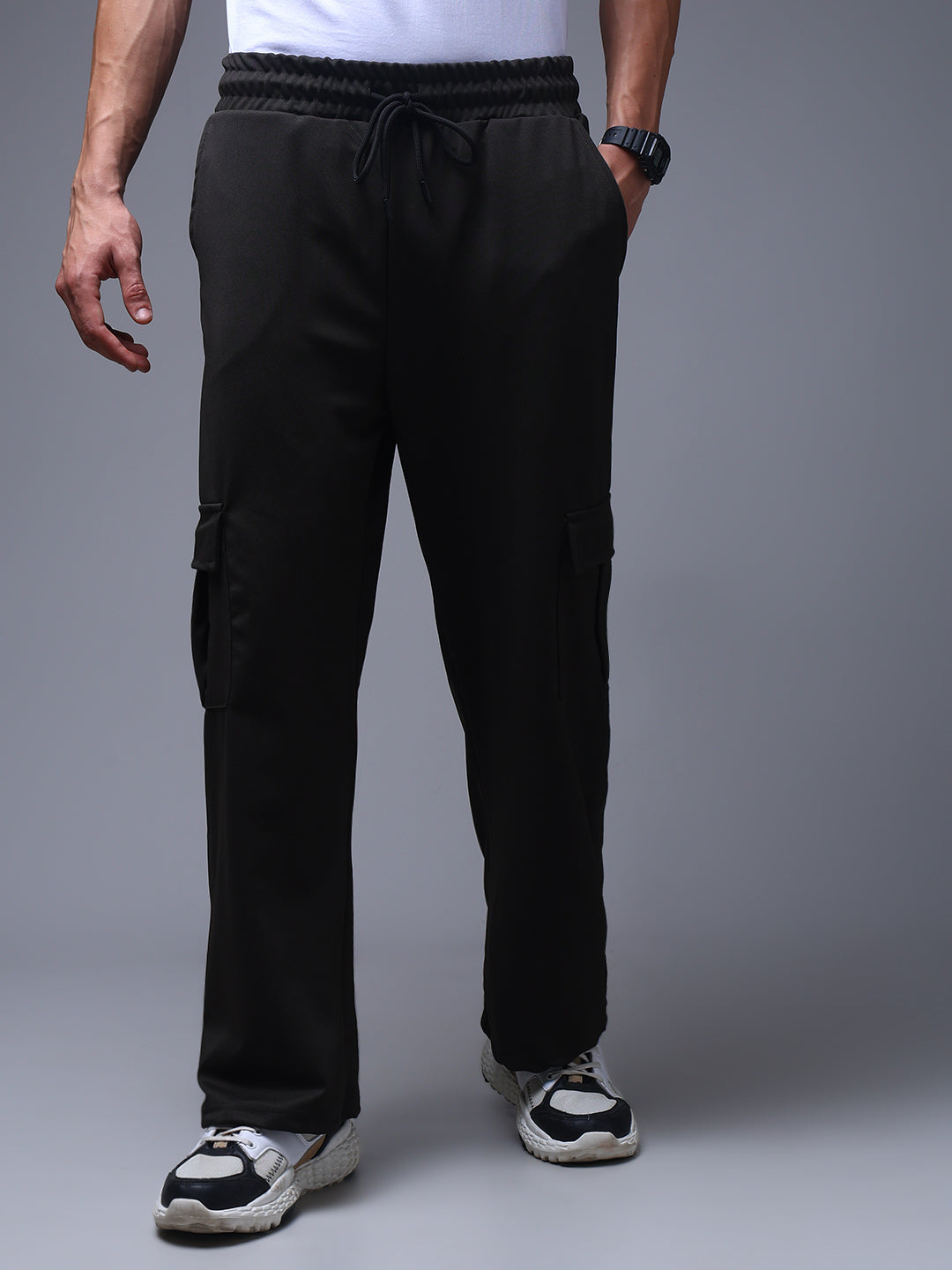 Men's Solid Black Loose Fit Cargo Pants