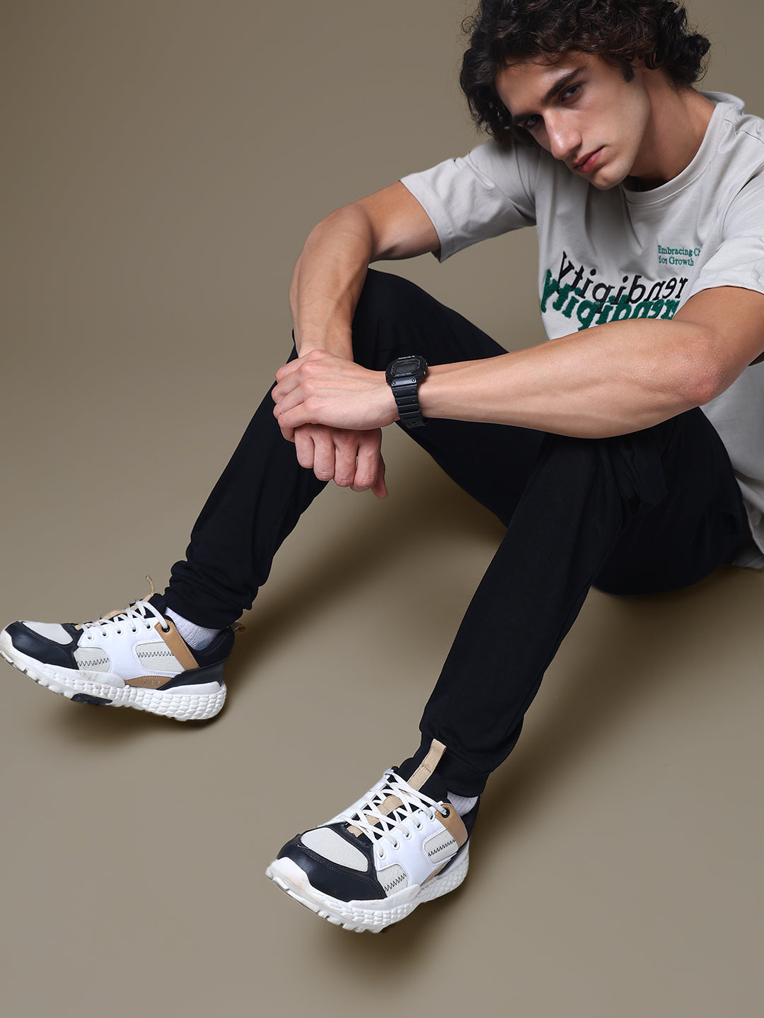 Men's Oversized Embroided Print Beige Tshirt