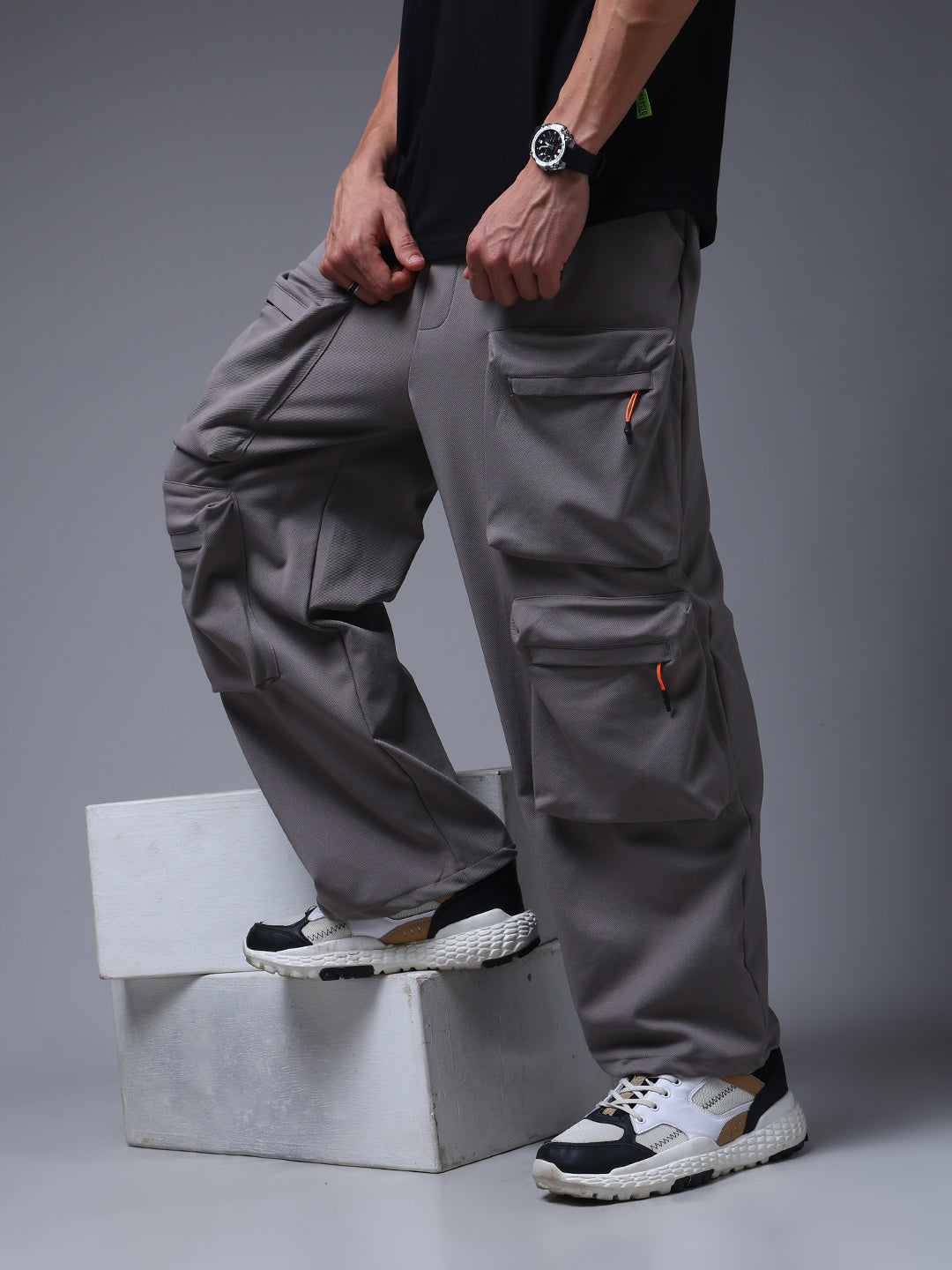 Men's Solid Light Grey Multiple Pocket Pants