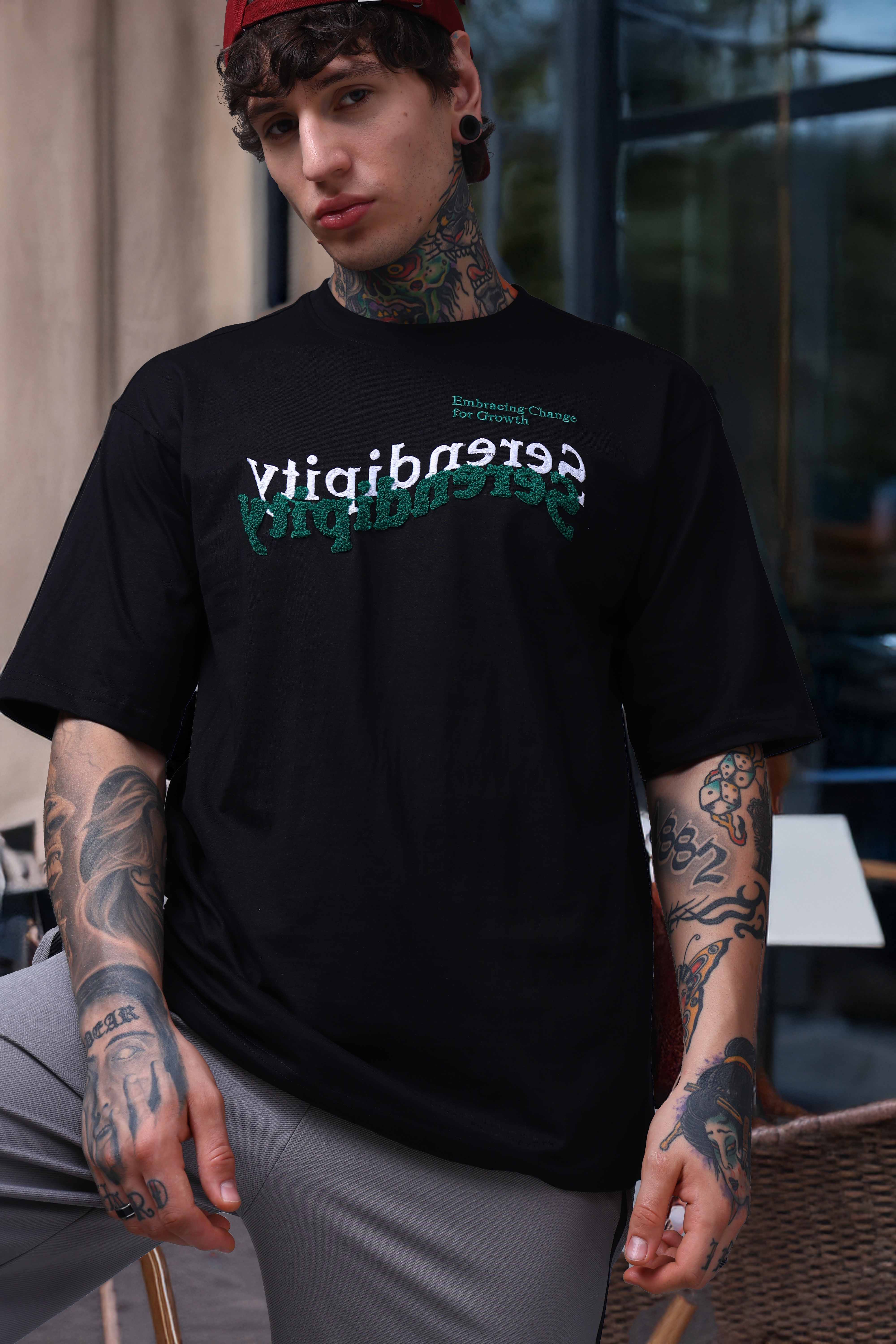 Men's Oversized Embroided Print Black Tshirt