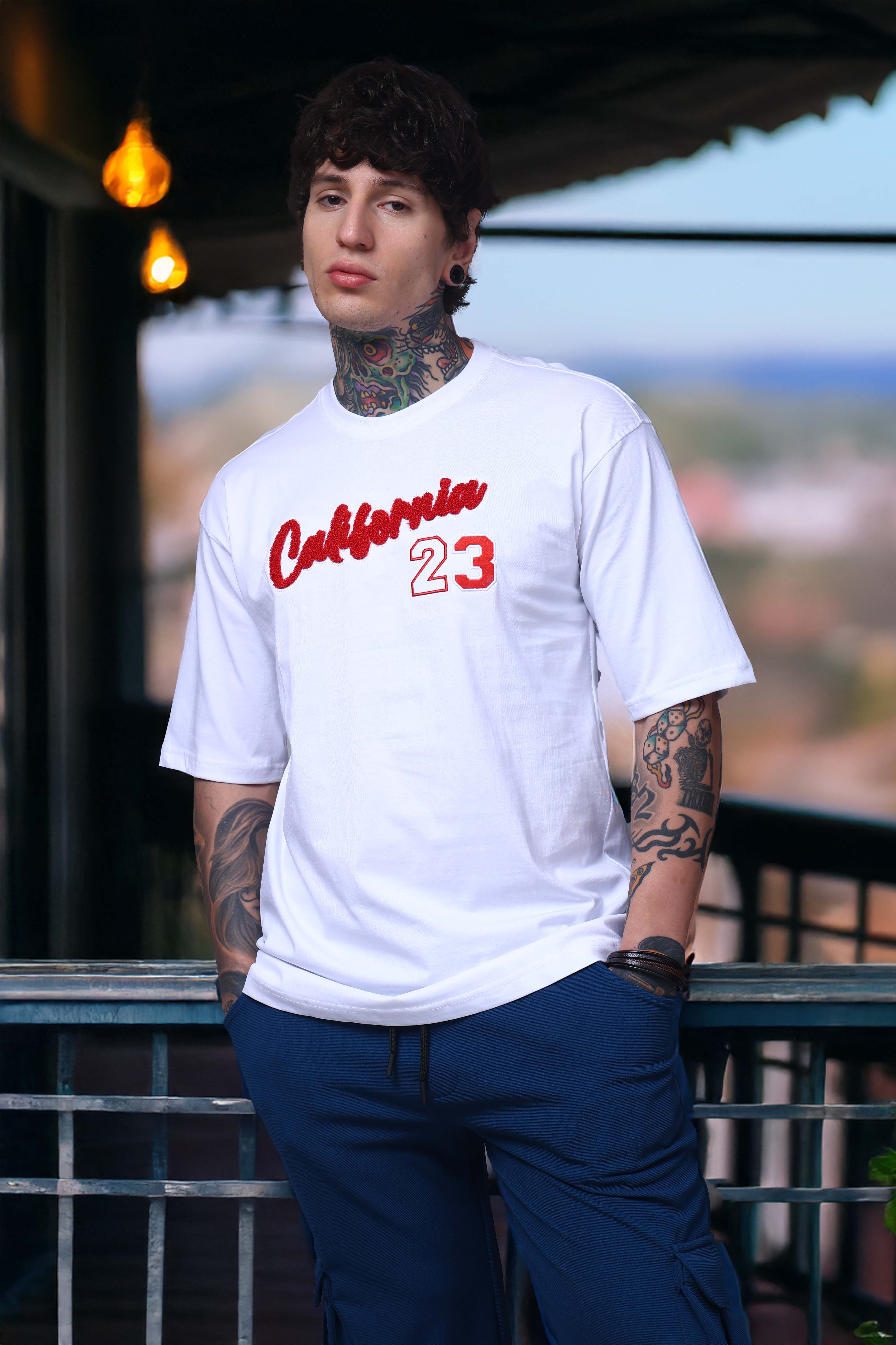 Men's Oversized Embroided Print White Tshirt