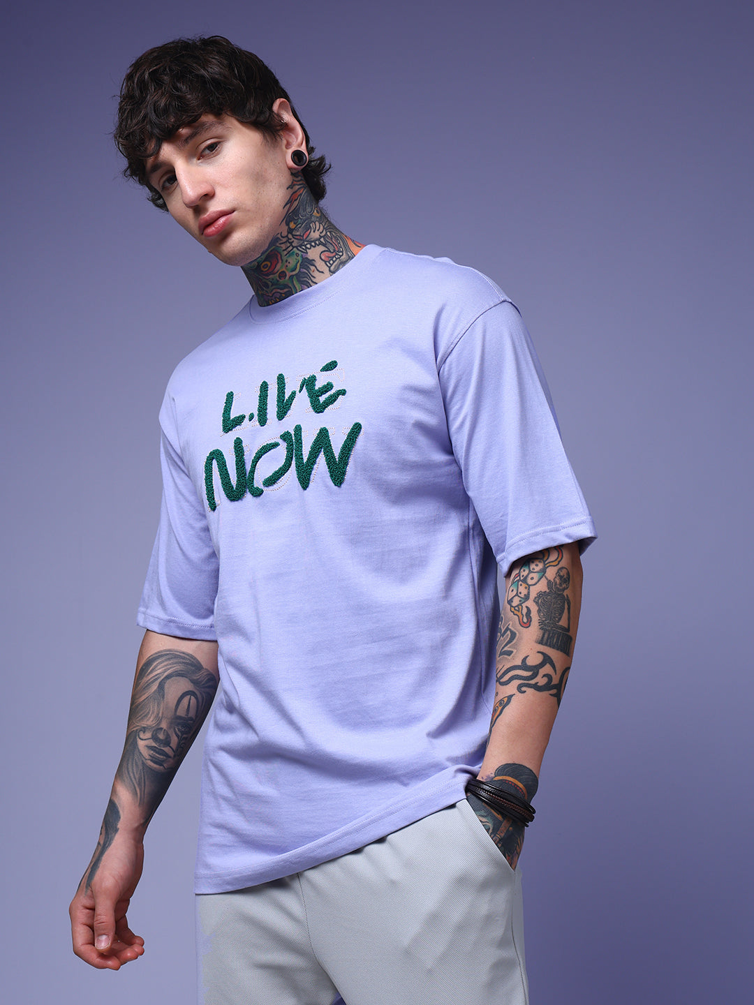 Men's Oversized Embroided Print Lilac Tshirt