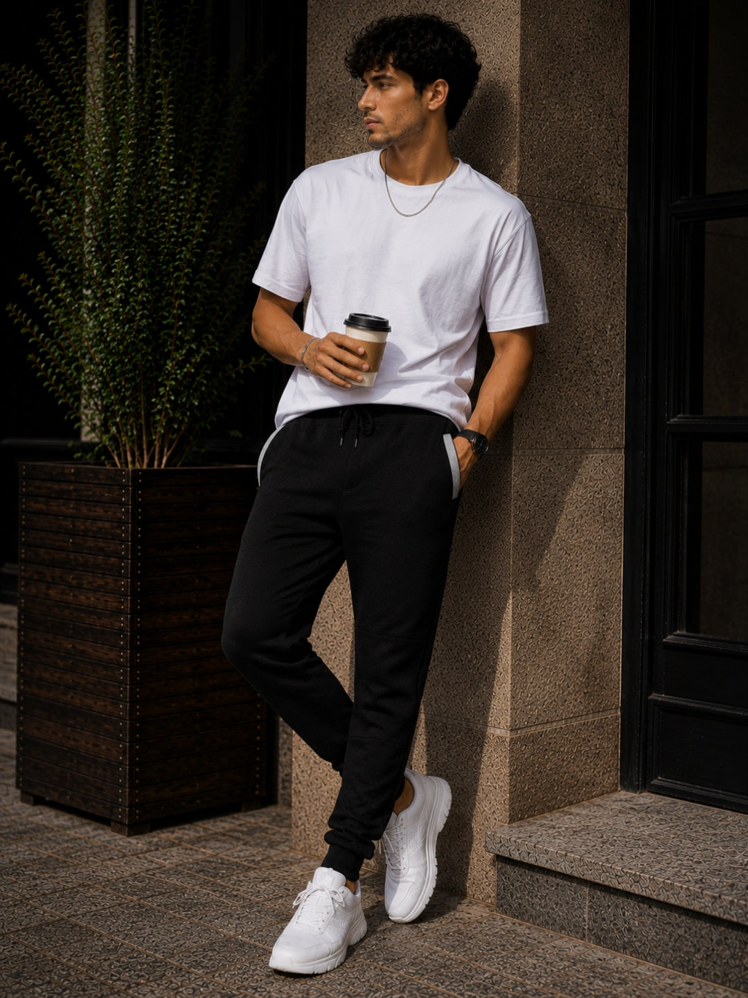 Men's Solid Black Regular Fit Joggers