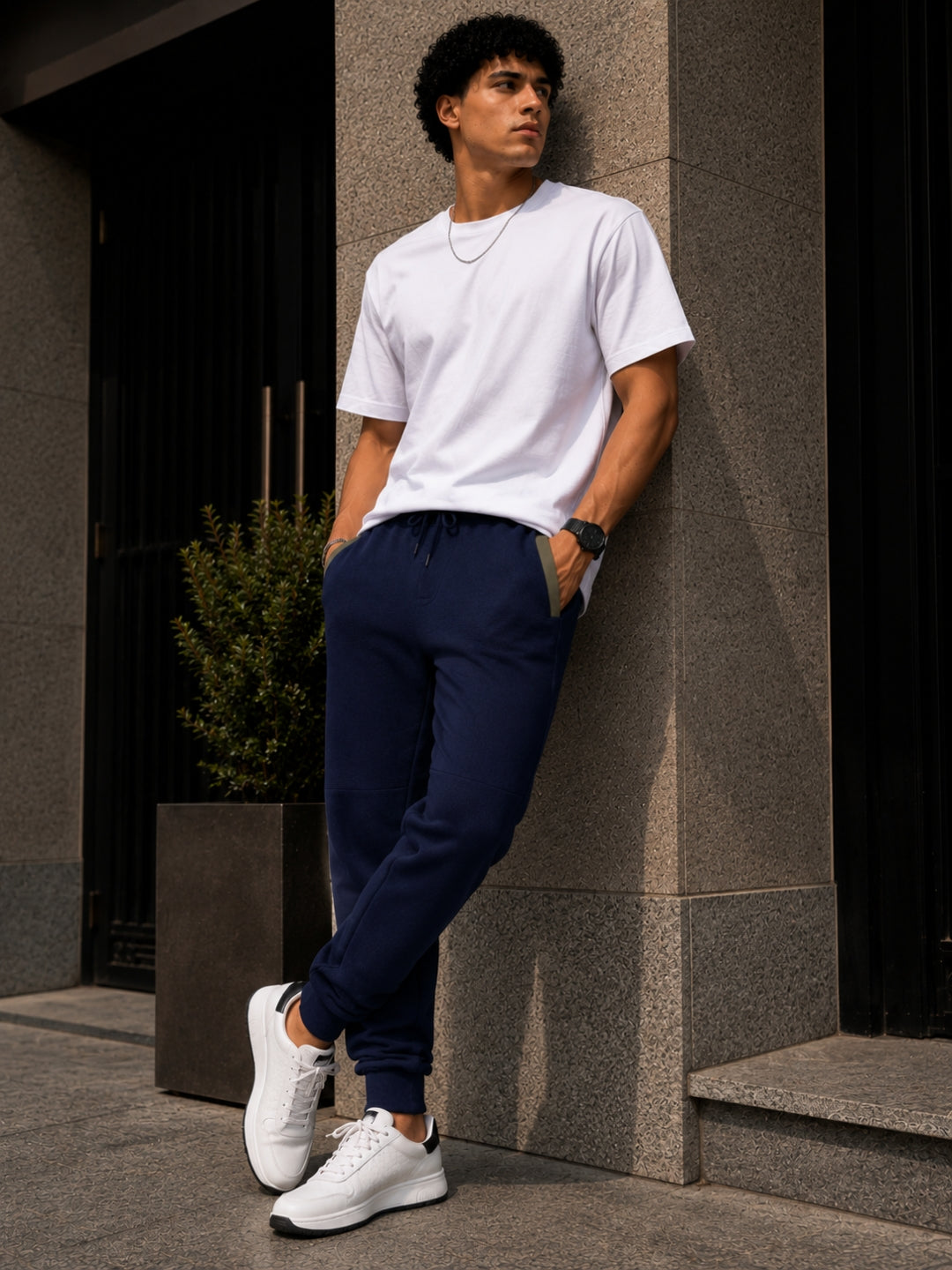 Men's Solid Navy Regular Fit Joggers