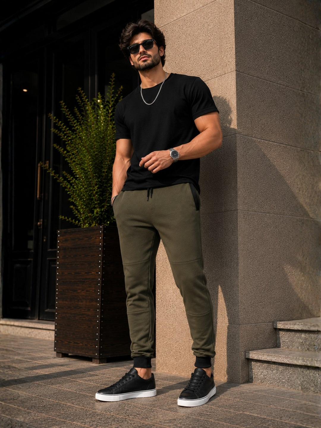 Men's Solid Olive Regular Fit Joggers