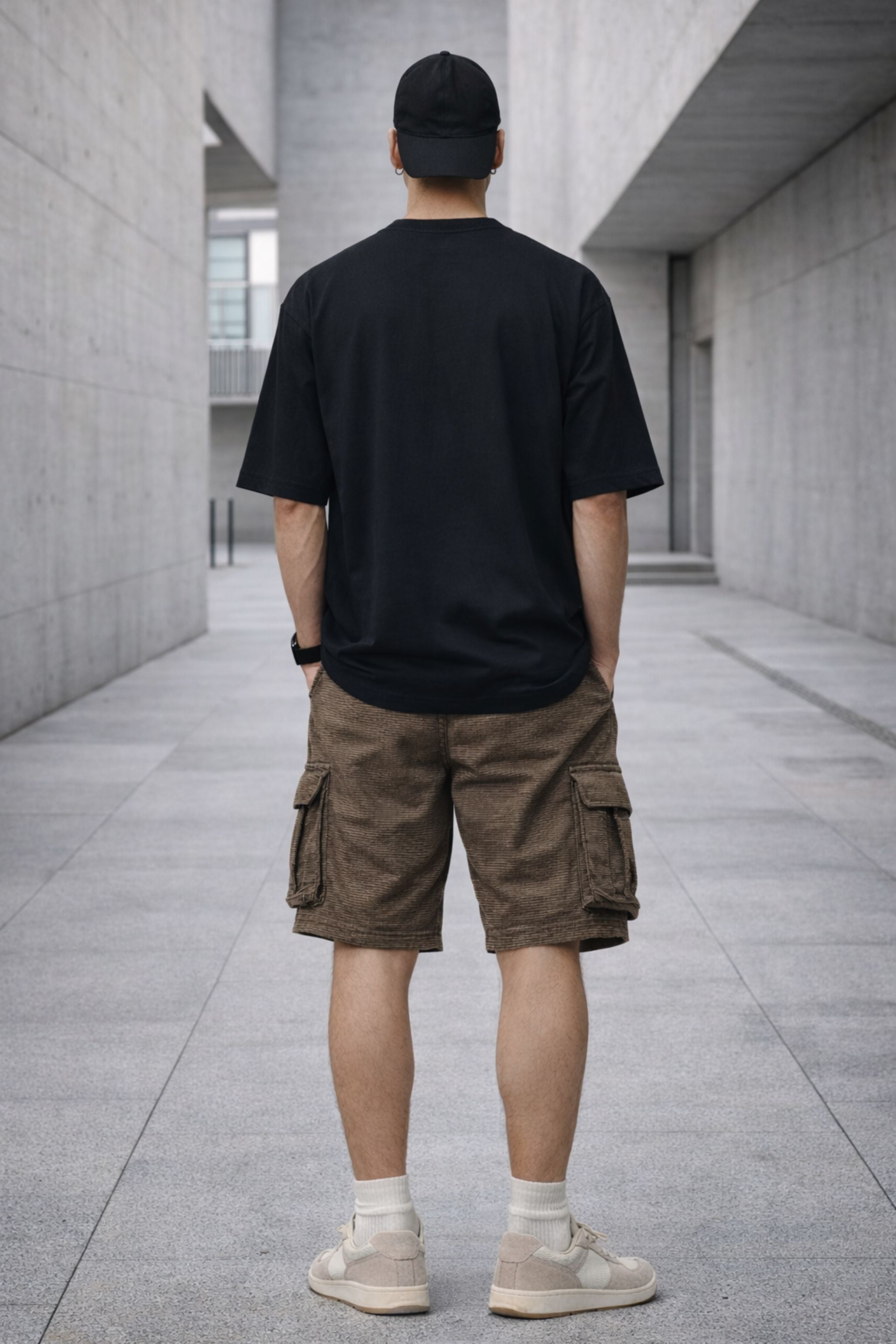 Men Black Oversized T-Shirt & Brown Cargo Shorts Co-Ord Set