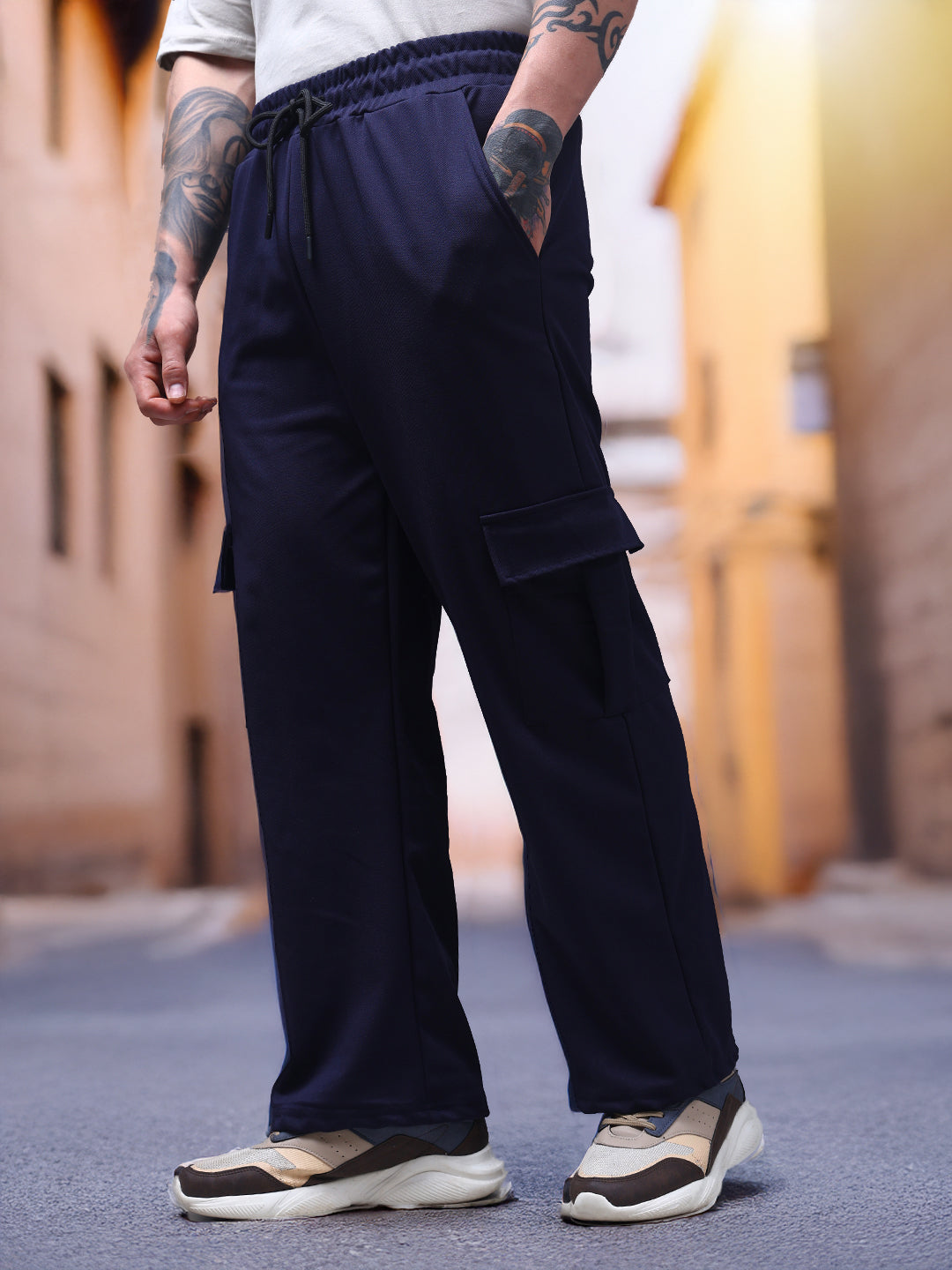 Men's Solid Navy Loose Fit Cargo Pants