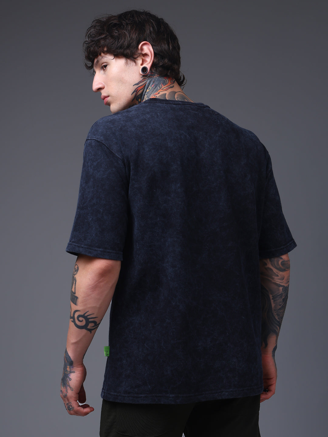 Men's Oversized Acid Washed  Solid  Black Tshirt