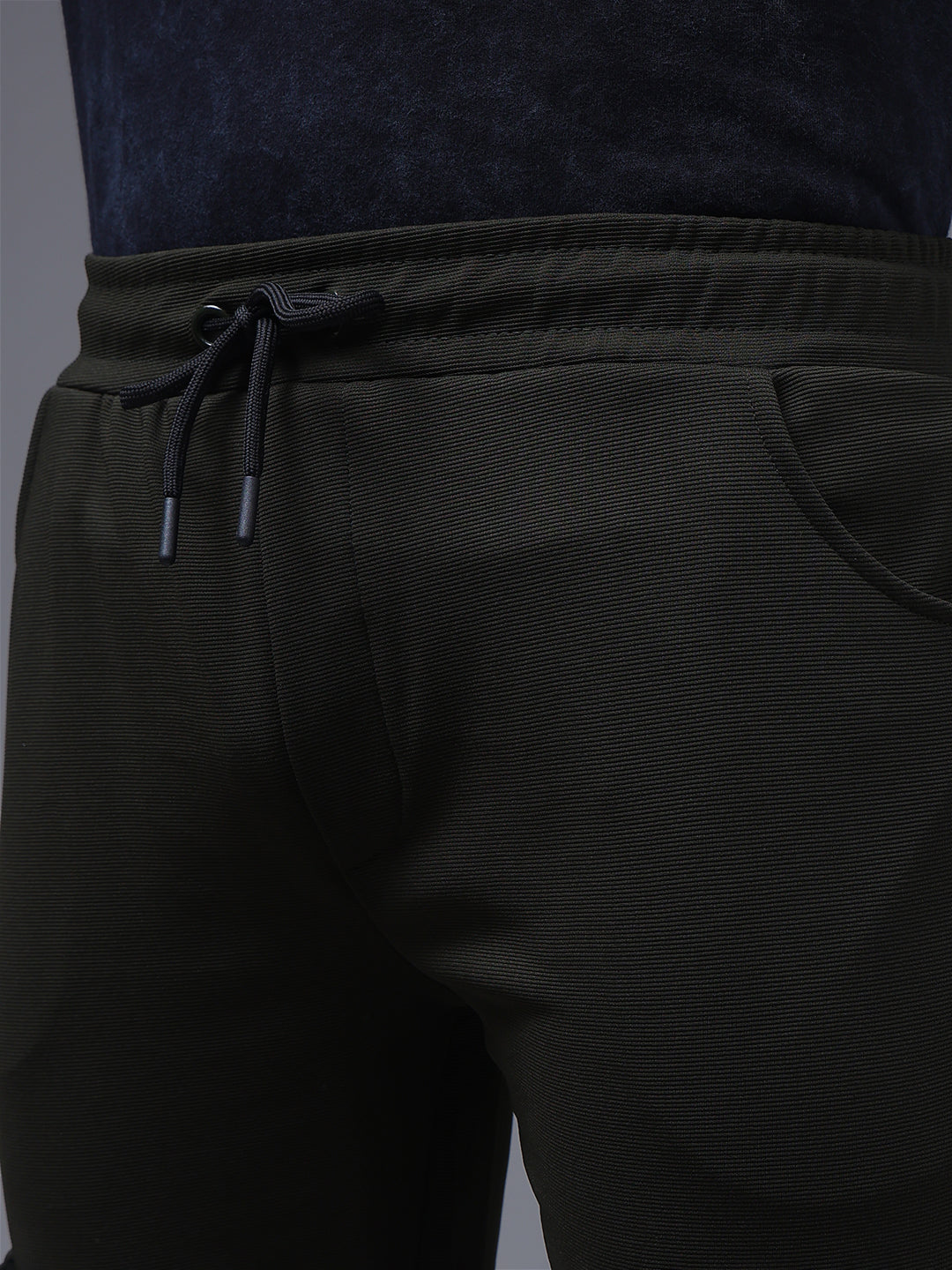 Men's Solid Olive Wide Leg Cargo Pants