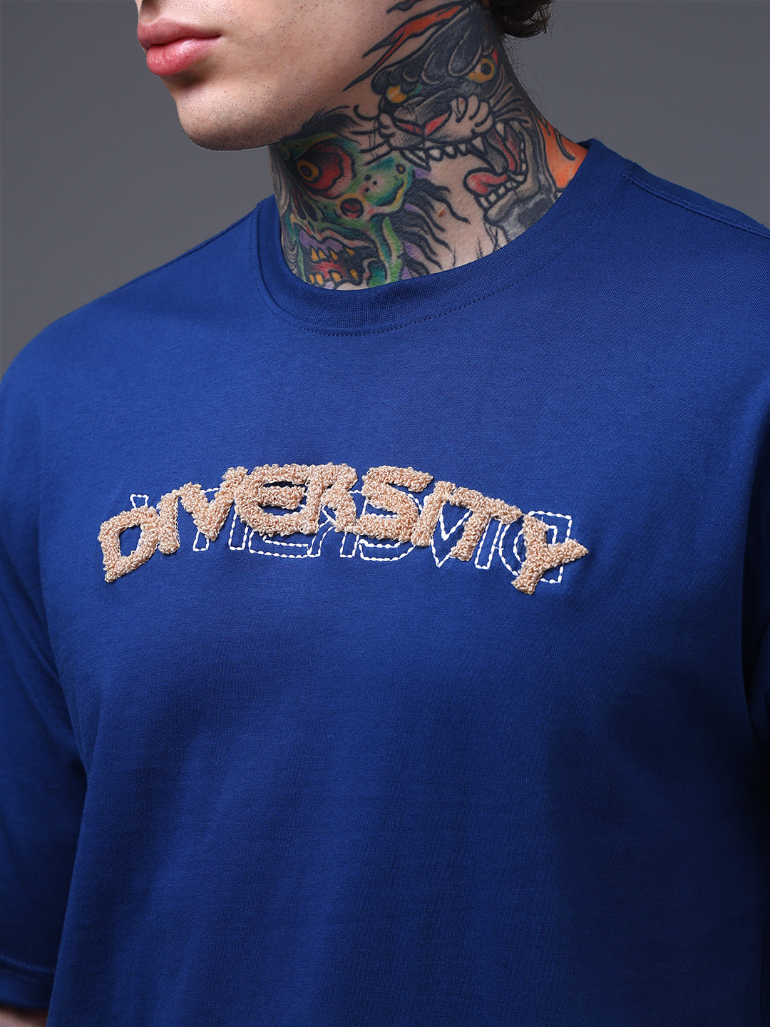 Men's Oversized Embroided Print Blue Tshirt