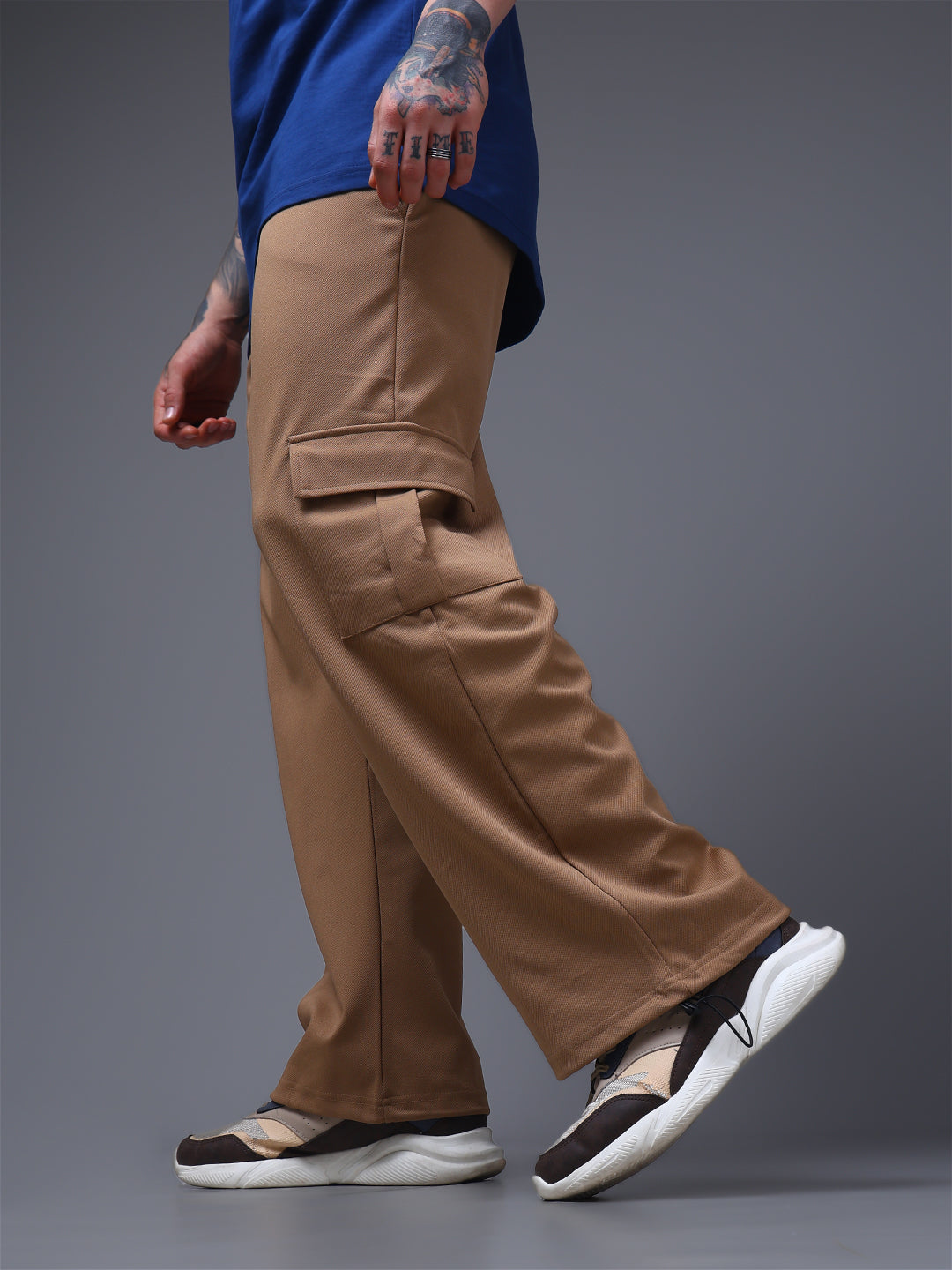Men's Solid Brown Loose Fit Cargo Pants
