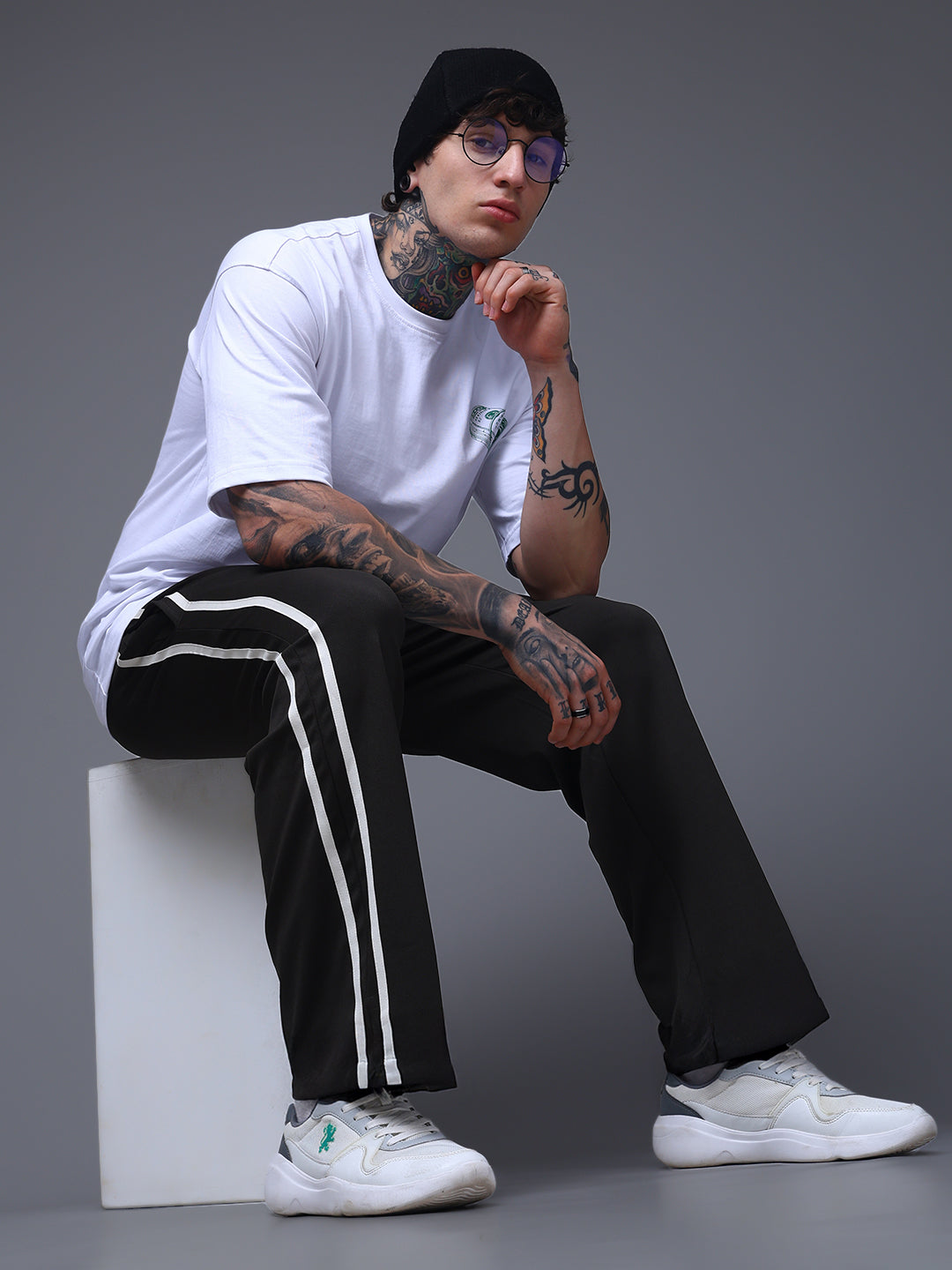 Men's Loose Fit Olive Side Tape TrackPants