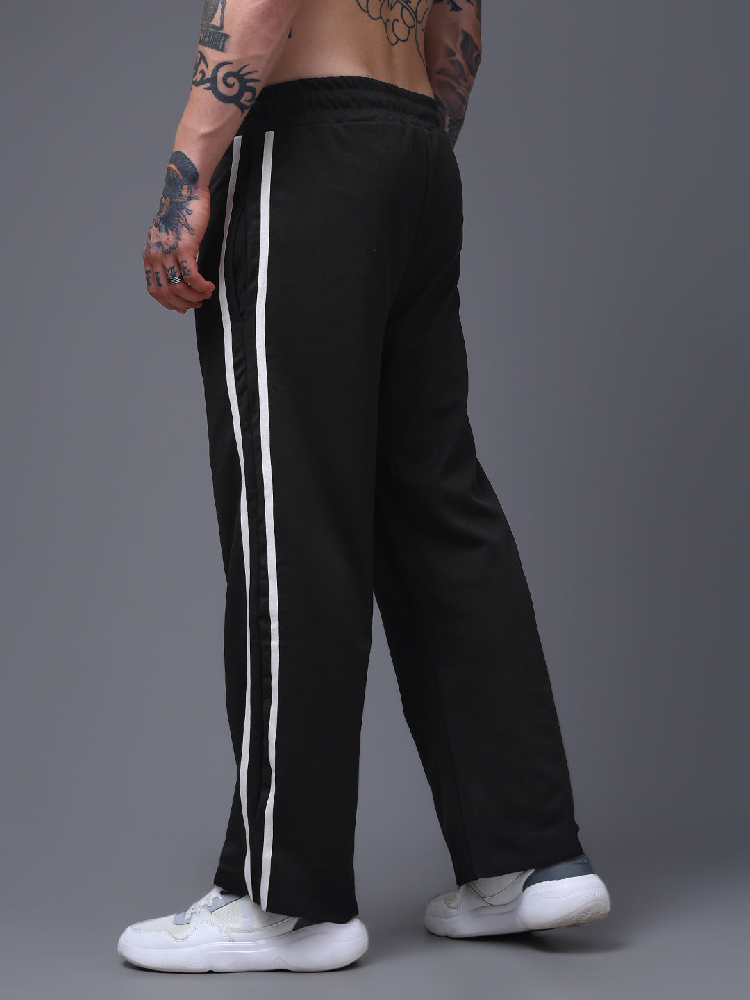 Men's Loose Fit Olive Side Tape TrackPants