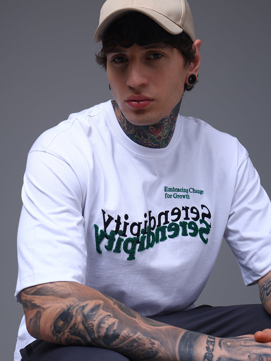 Men's Oversized Embroided Print White Tshirt