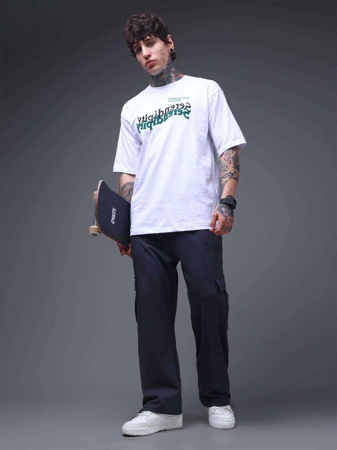 Men's Solid Dark Grey Loose Fit Cargo Pants