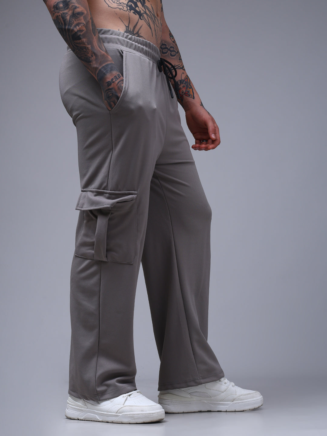 Men's Solid Light Grey Loose Fit Cargo Pants