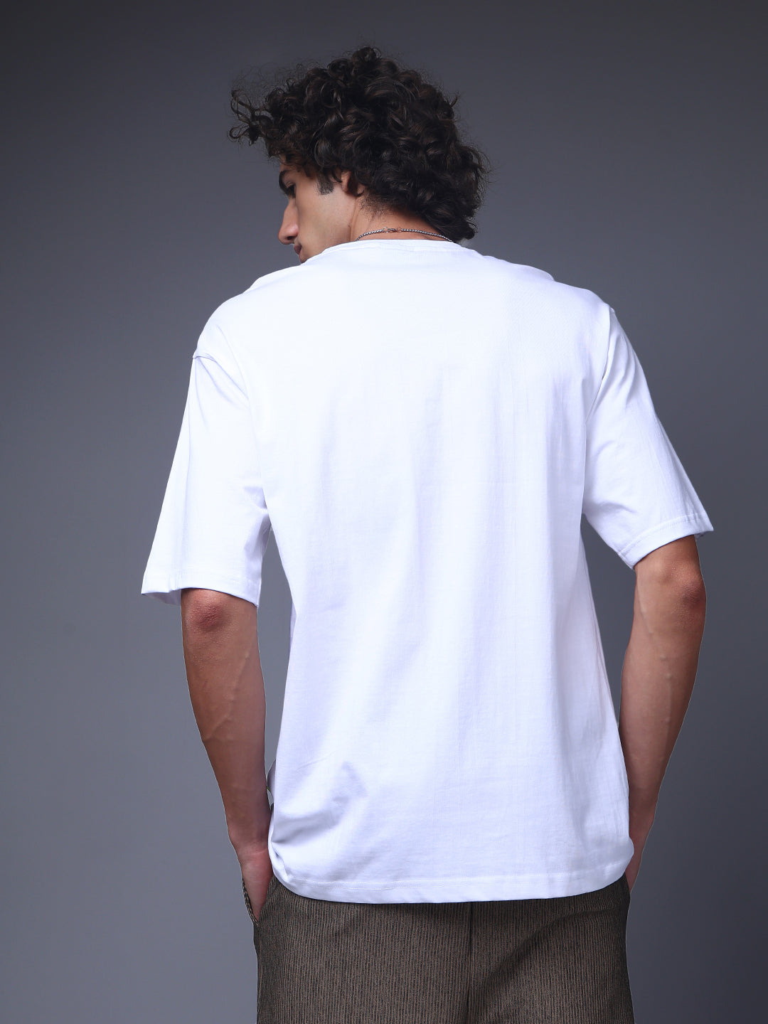 Men's Oversized Embroided Print White Tshirt