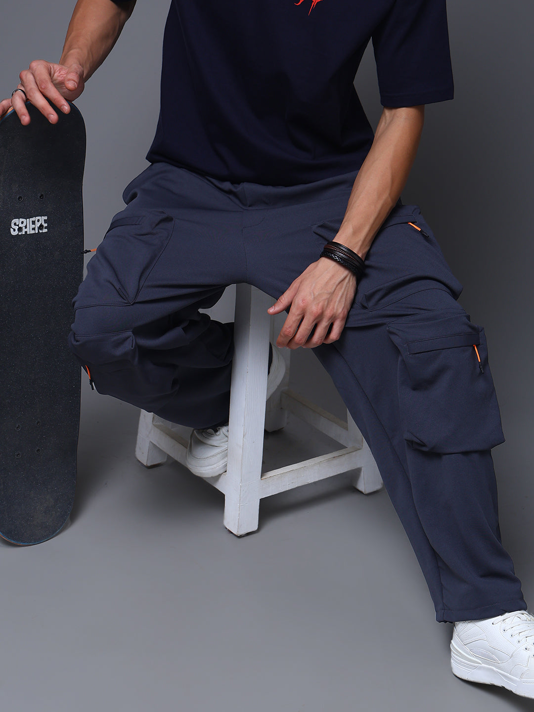 Men's Solid Dark Grey Multiple Pocket Pants