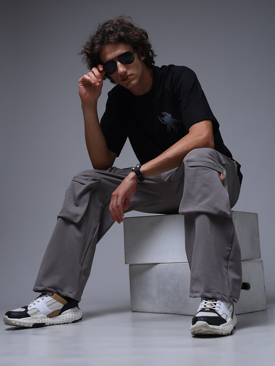 Men's Solid Light Grey Multiple Pocket Pants