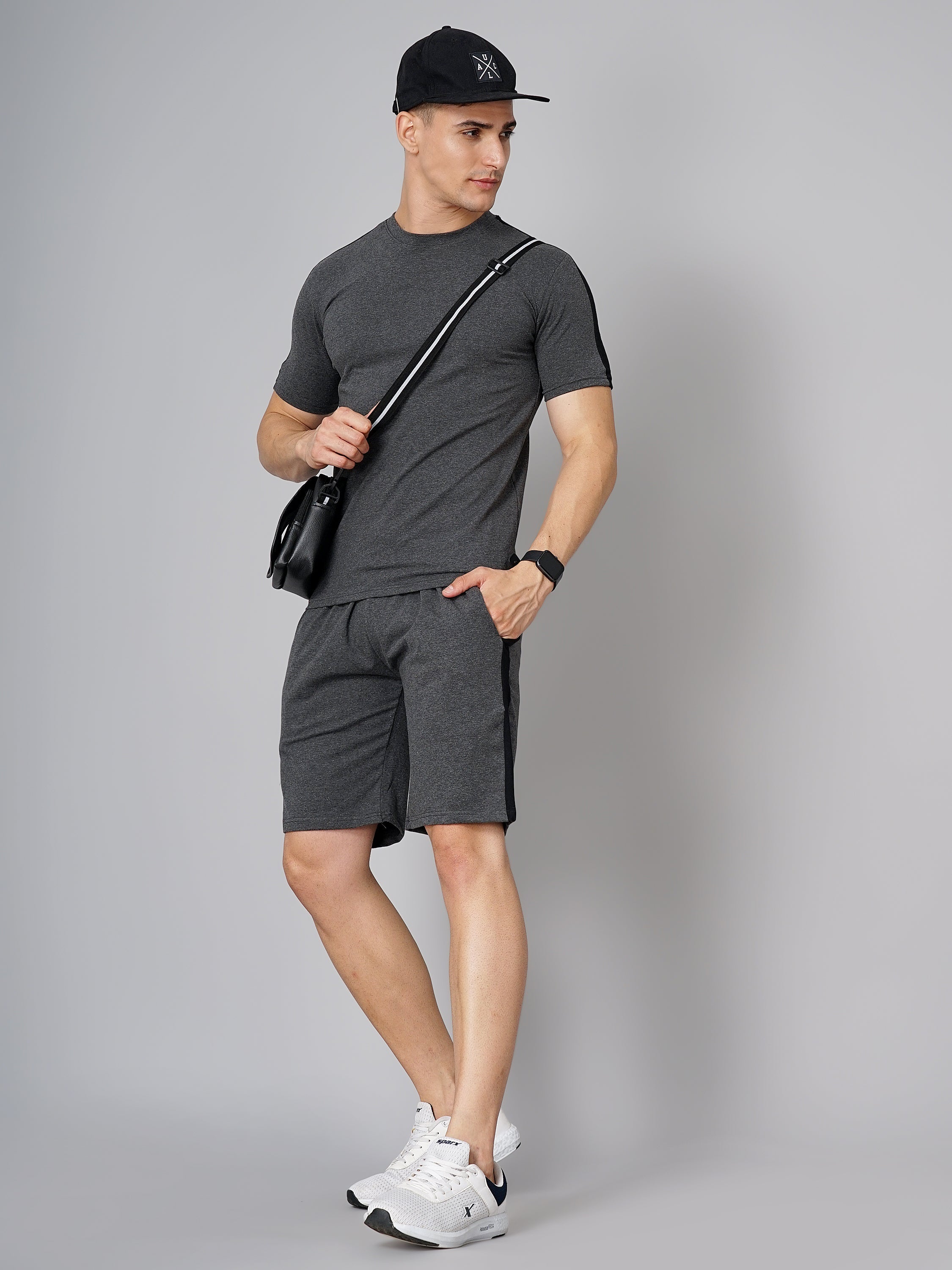 Men Textured Tshirt and shorts cords sets
